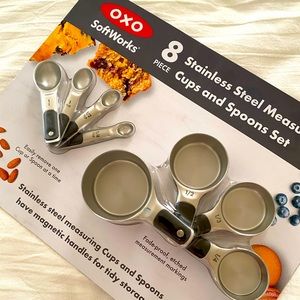 OXO Softworks 8-piece Stainless Steel Magnetic Handle Measuring Cups/Spoons Set